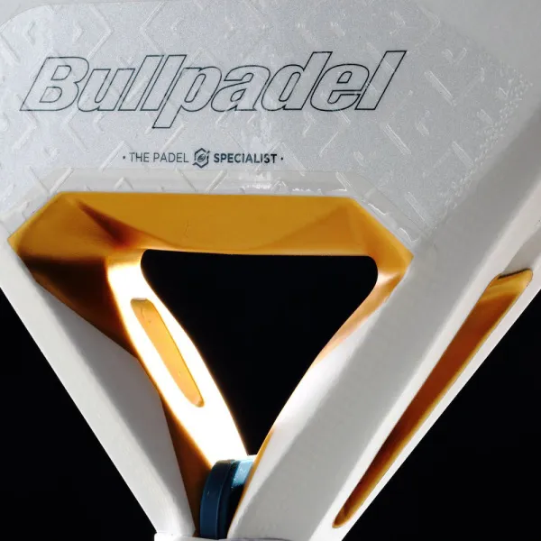 Ракетка для падела BULLPADEL Pearl 26, 493804, для профессионалов, карбон, бело-серый за 35&nbsp;929.50 ₽ в Иркутске